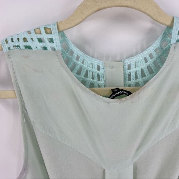 Network Women’s Crew Neck Hidden Button Front Mesh Shoulder Sheer Blouse XS Mint - Picture 4 of 6